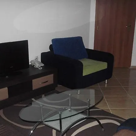 Daire 70 *